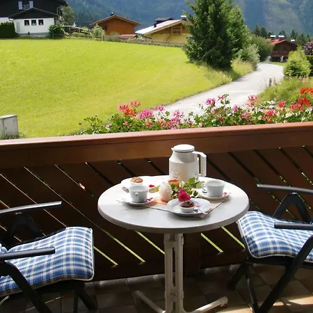 Bergblick By Interhome Apartamento